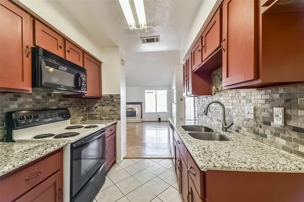 Photo of 13143 Pebblewalk Circle N