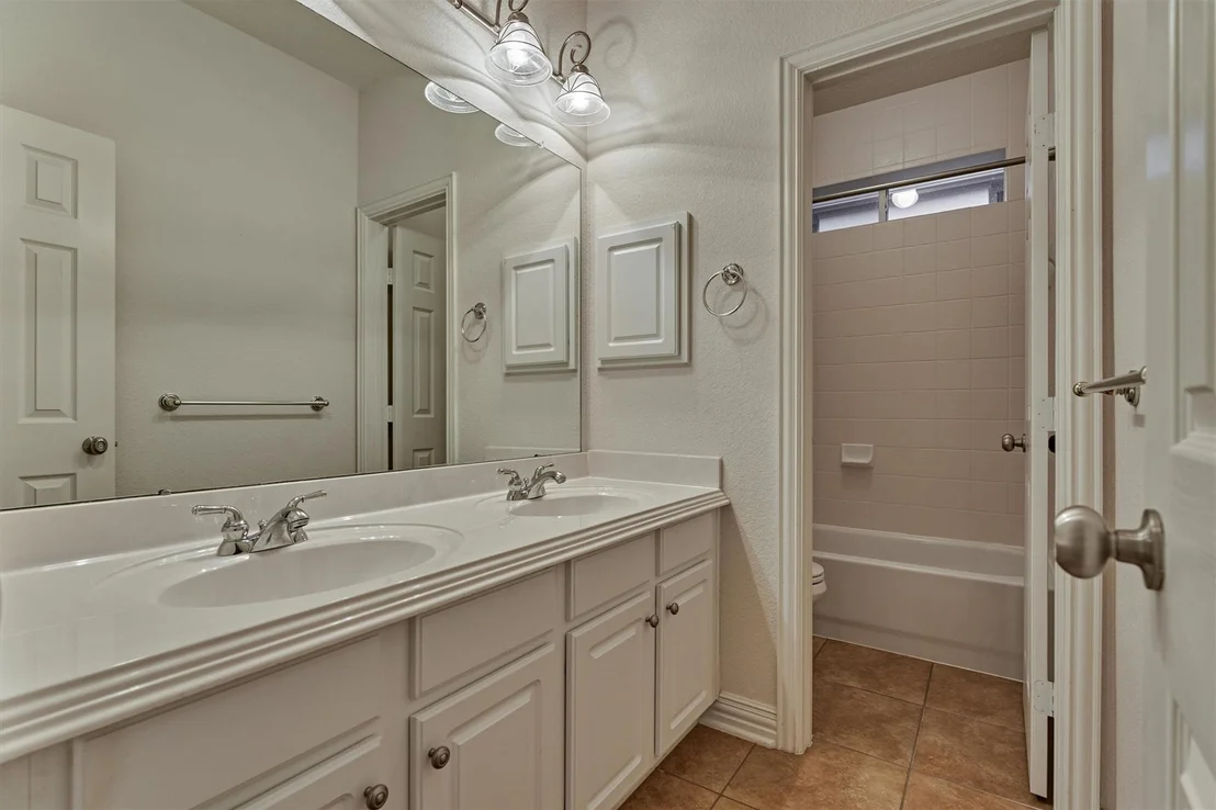 Photo of 1608 Beau Rivage