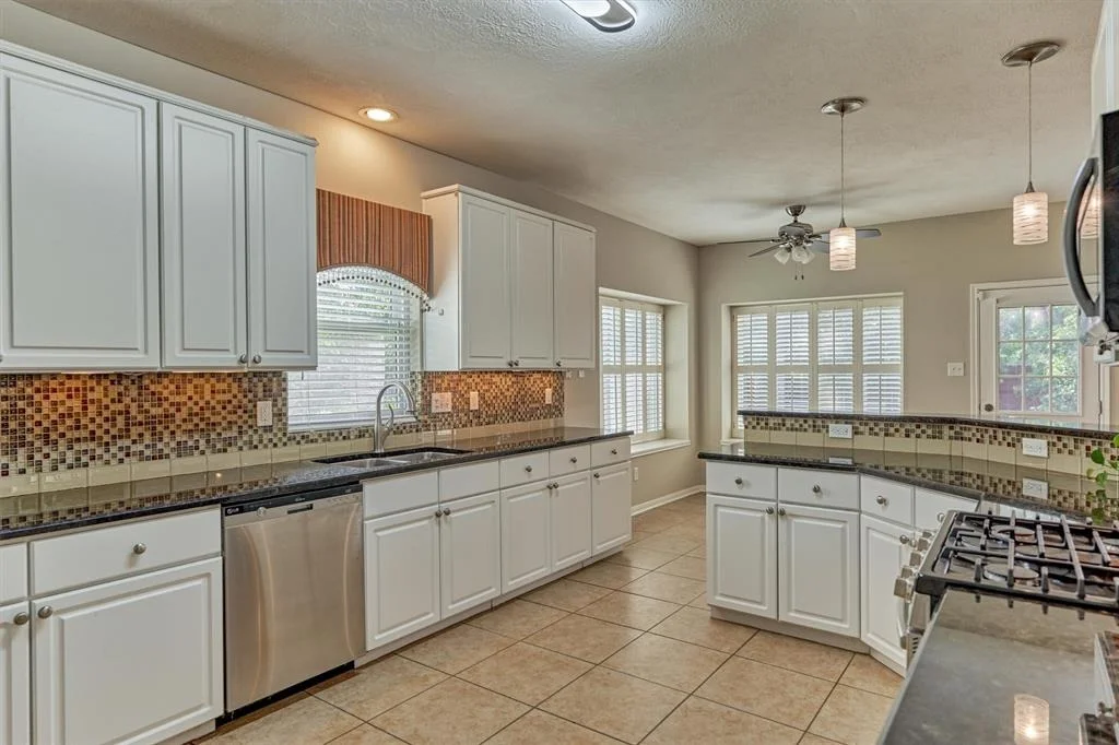 Photo of 21003 Meadowhill Drive