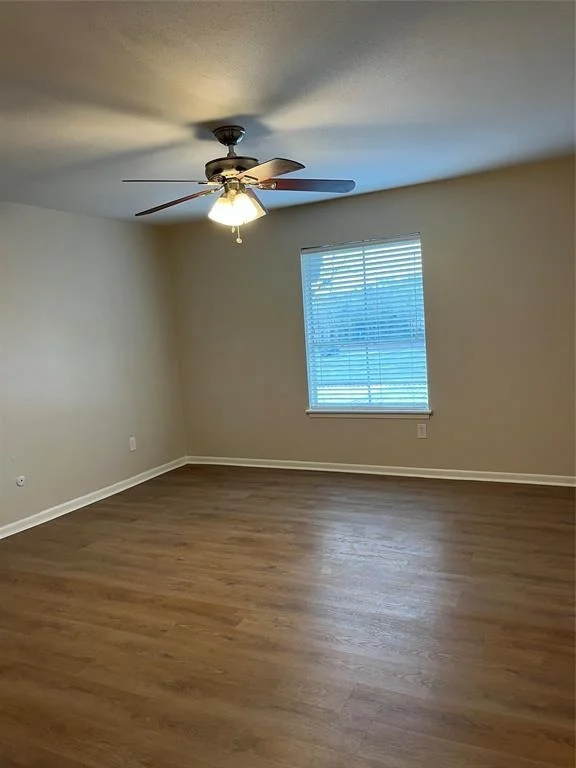 Photo of Unit 144 at 7555 Katy Freeway