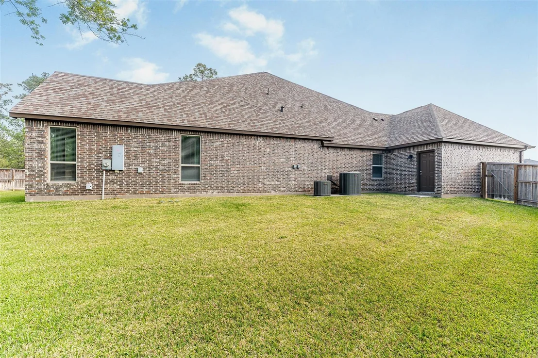 Photo of 1050 Groveton Ridge Lane