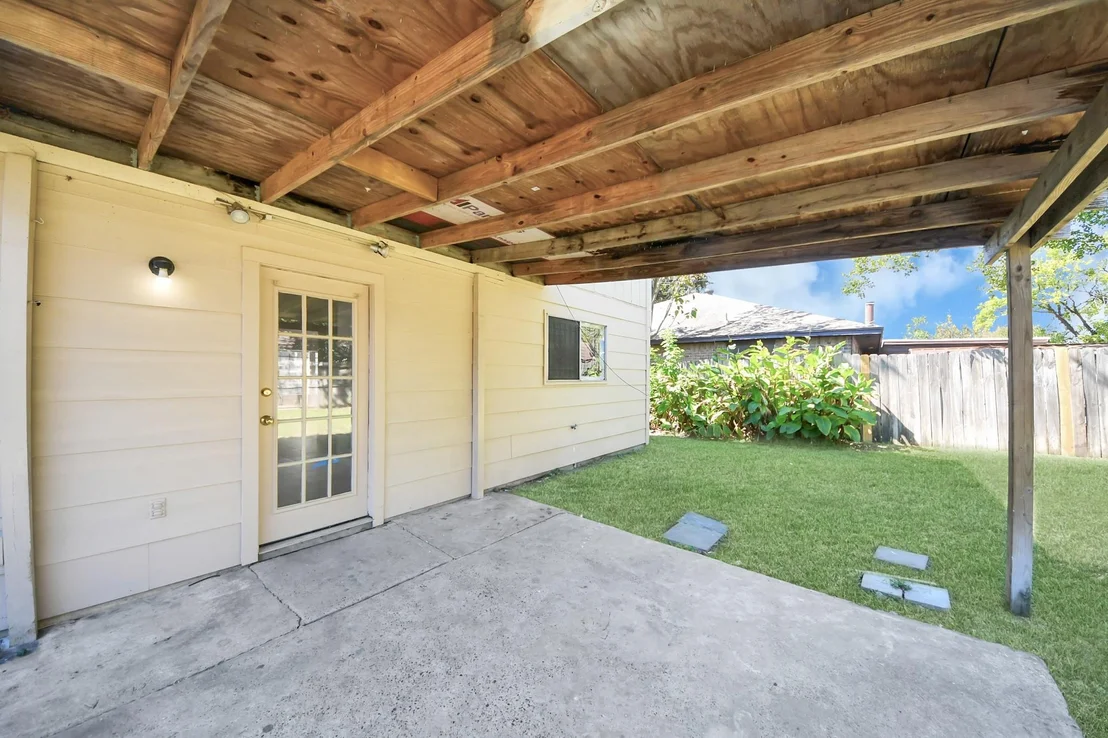 Photo of 13402 Pecan Oak Drive