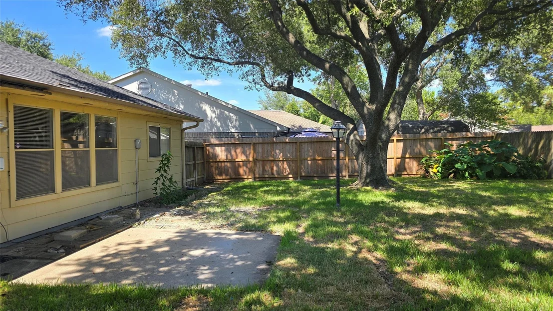 Photo of 11102 Fall Breeze Drive