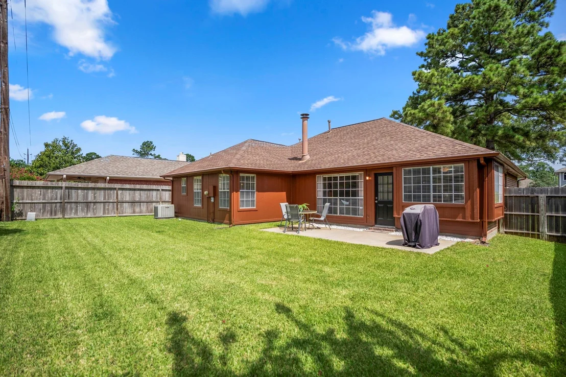 Photo of 16207 Indian Cypress Drive