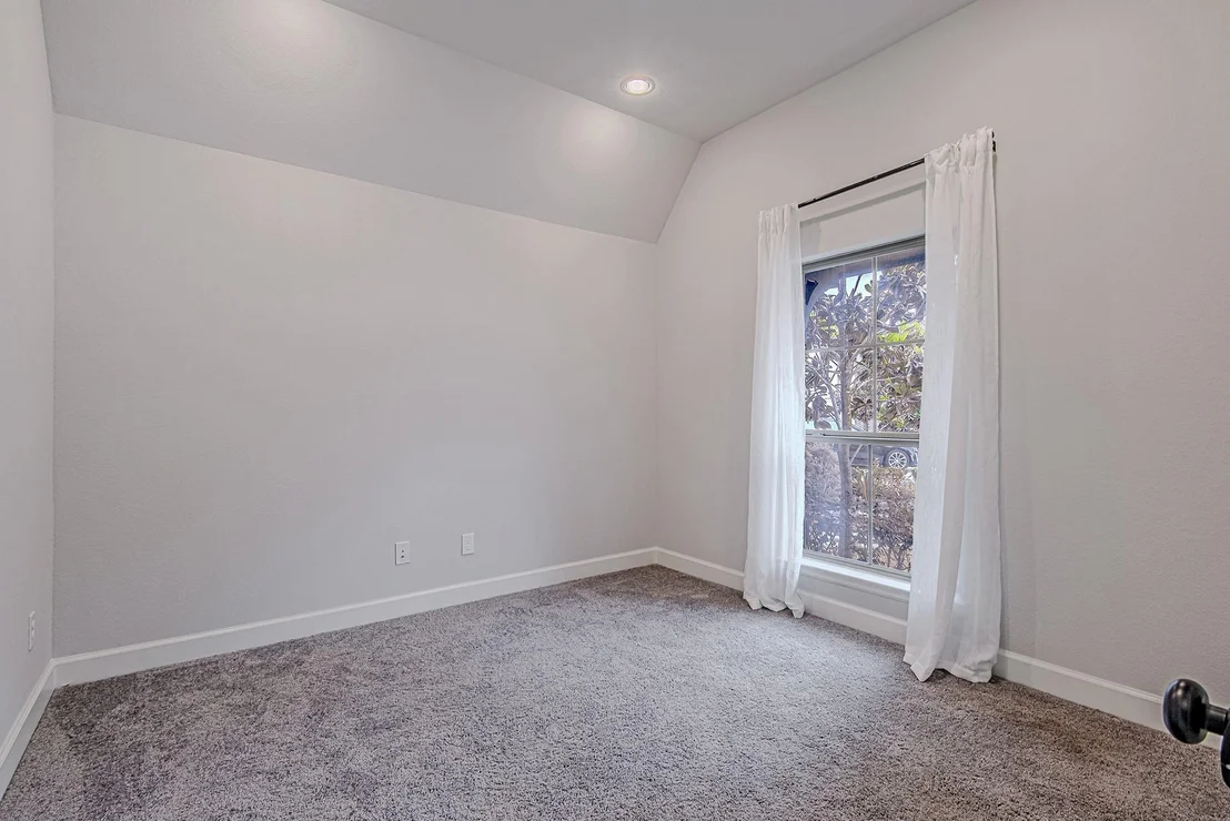 Photo of 4002 Maple Glen Drive