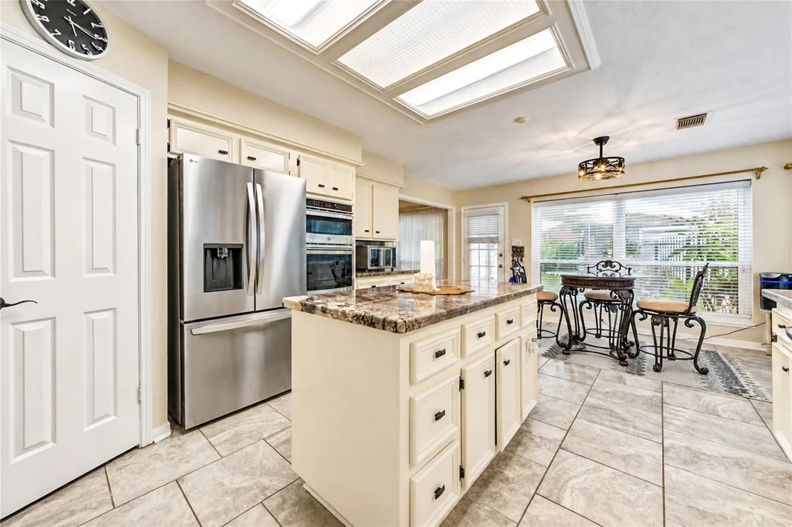 Photo of 7303 Starbridge Drive
