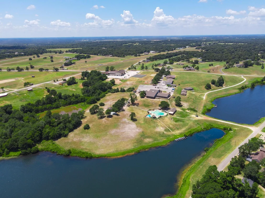 Photo of 17 Lakeview Drive