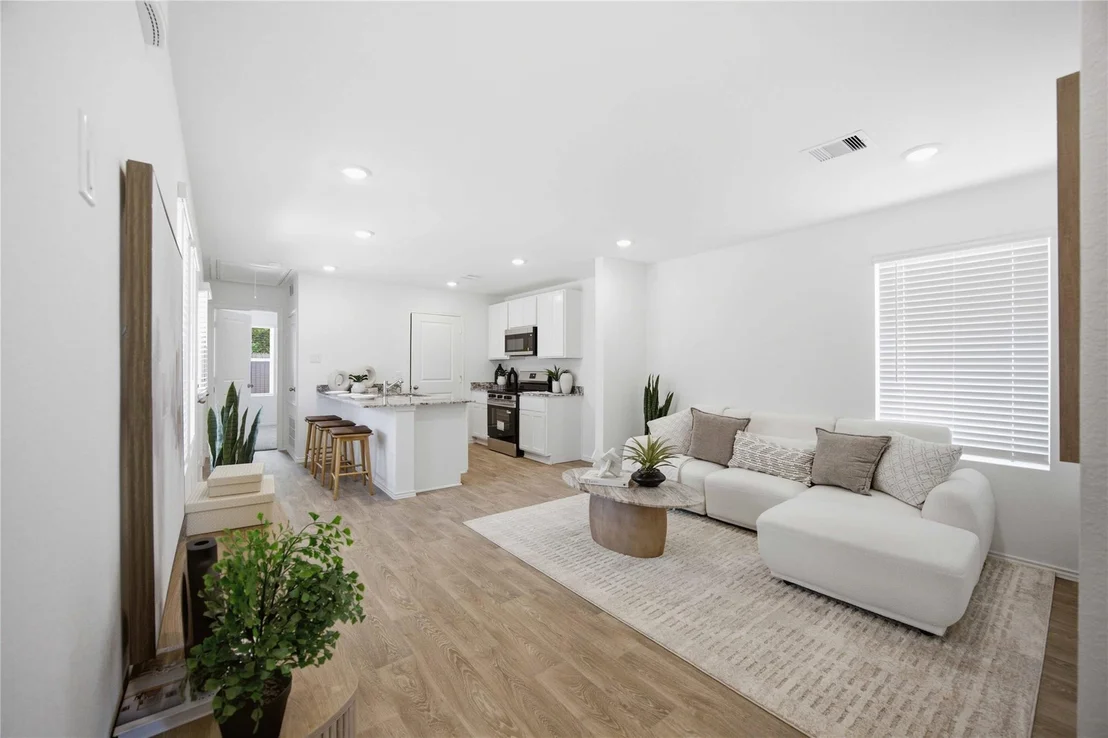 Photo of 6031 Pineapple Street