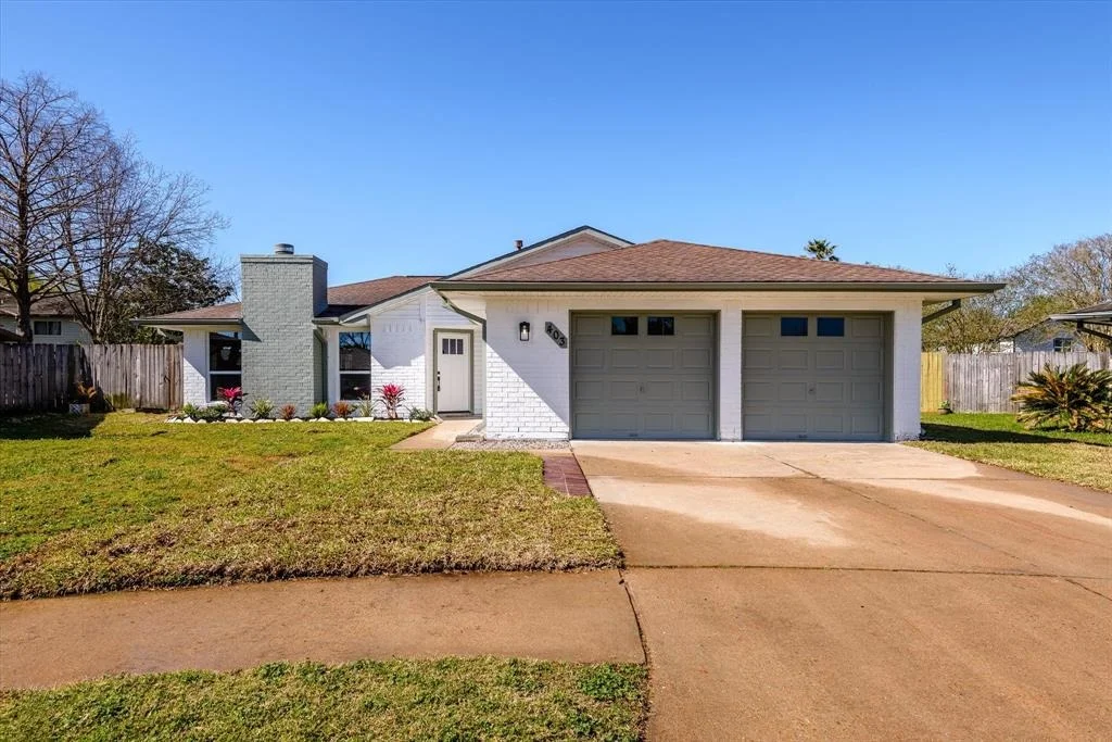 Photo of 403 Woodrail Drive