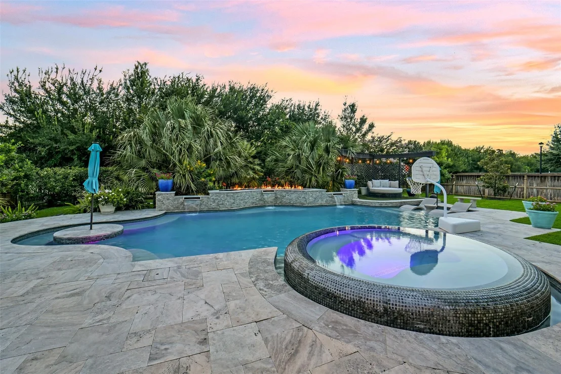 Photo of 2202 Park Ravine Drive