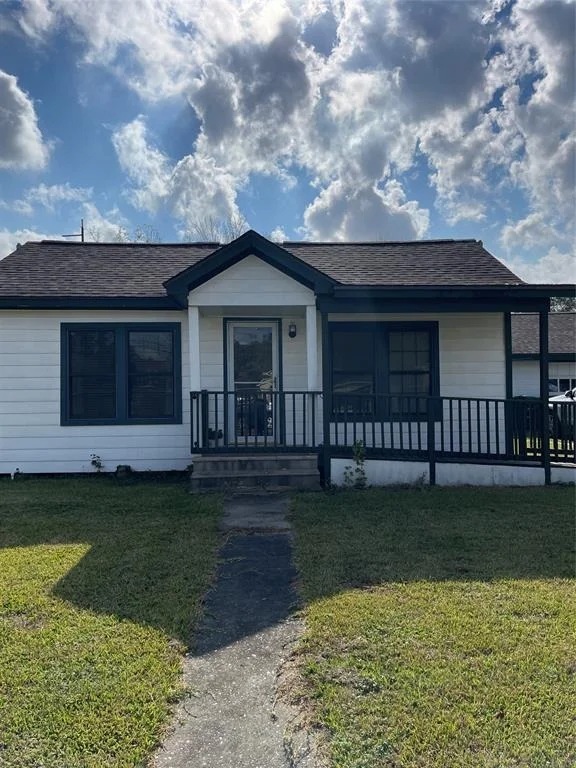 Photo of 1202 Apache Street