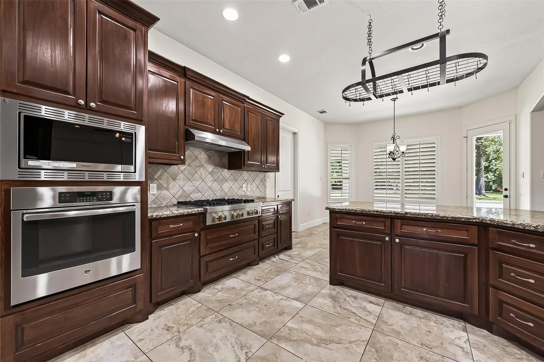 Photo of 22040 Robins Road