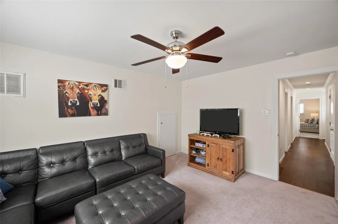 Photo of 14511 Oak Bend Drive