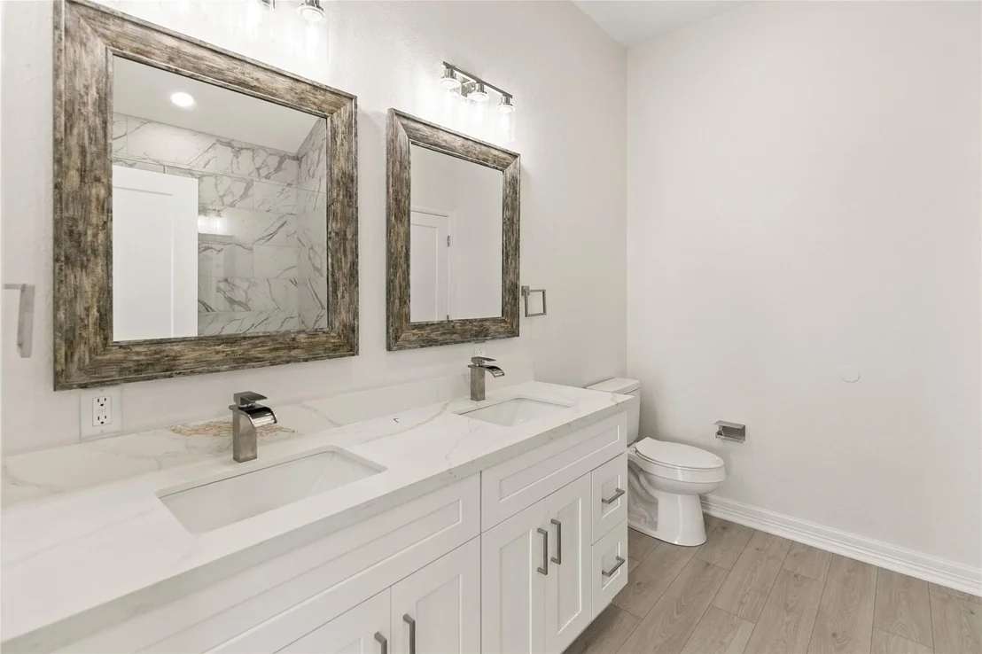 Photo of 4415 Bluewater Highway