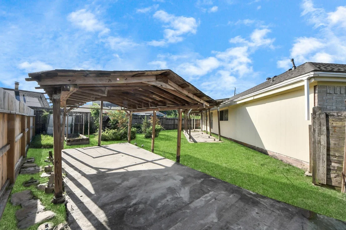 Photo of 6643 Briar Glade Drive