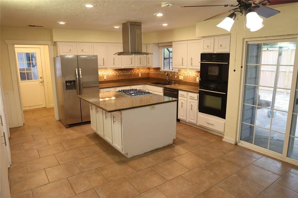 Photo of 1035 Wirt Road