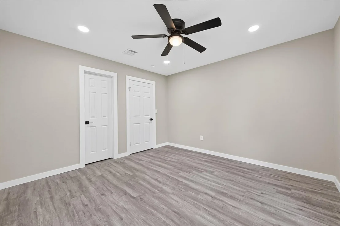 Photo of 1241 Moody Road