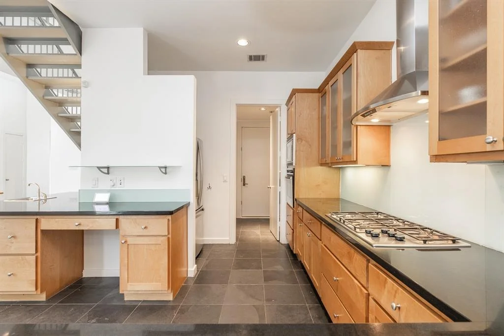 Photo of 906 Willard Street
