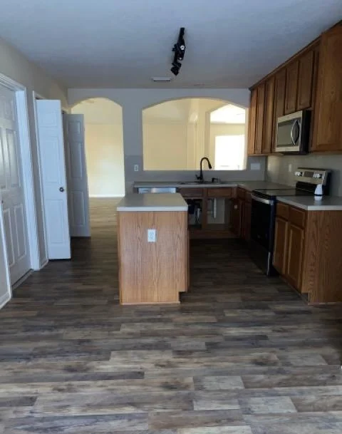 Photo of 12307 Longfellow Drive