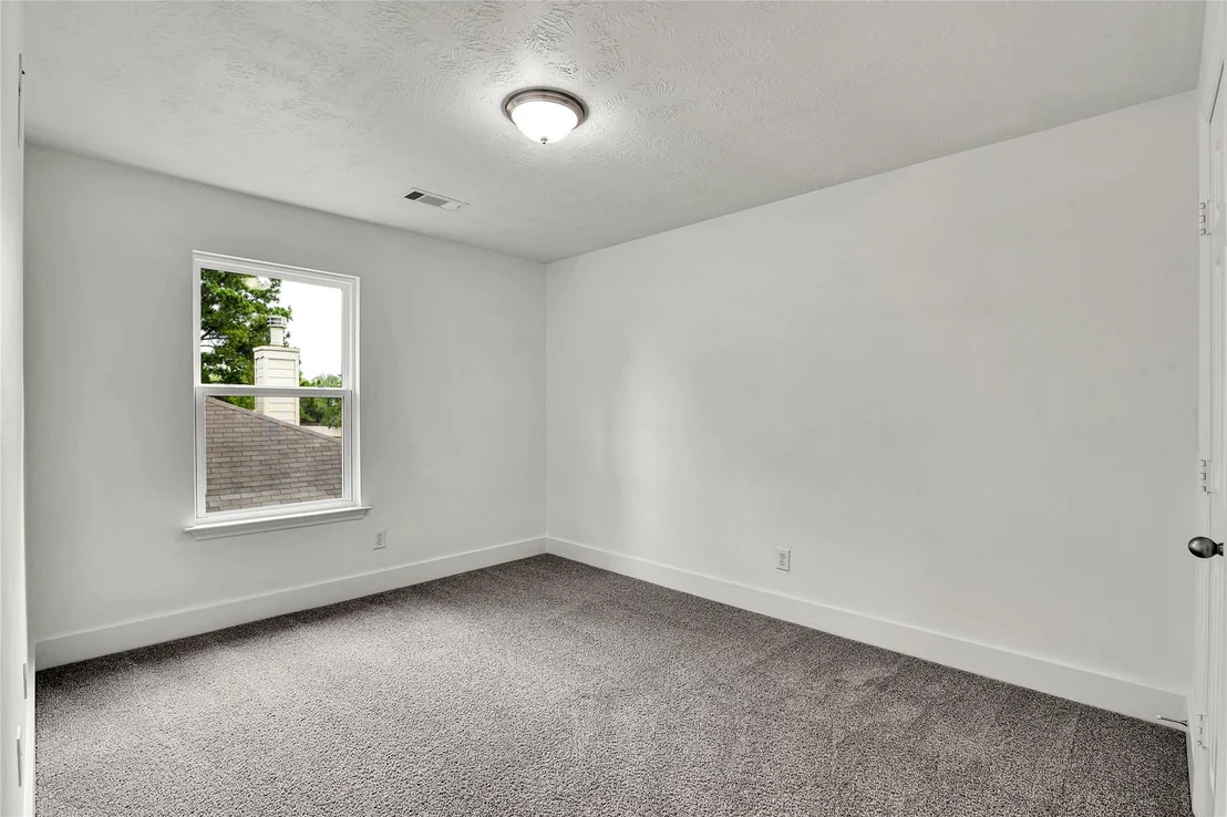Photo of 19307 Sun River Lane