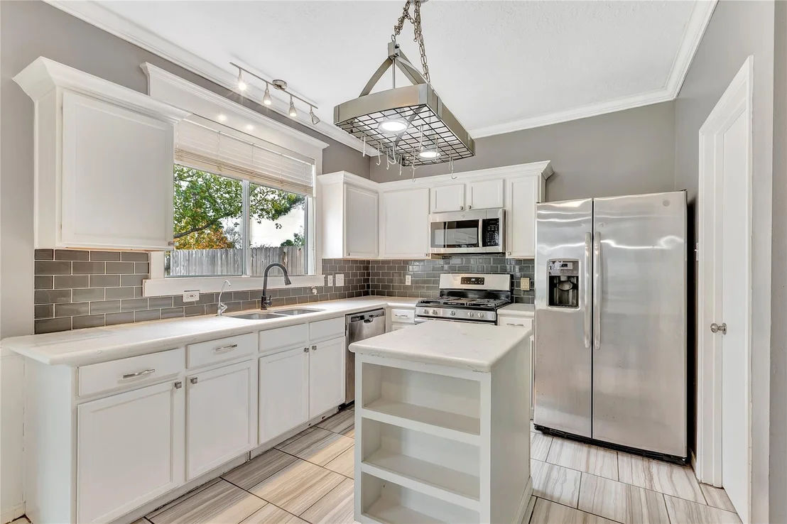 Photo of 1007 Addison Park Lane