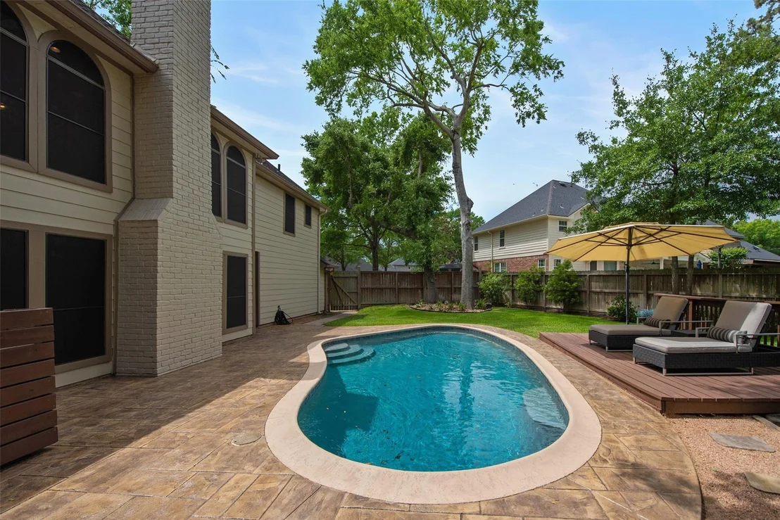 Photo of 24610 Gilbough Drive