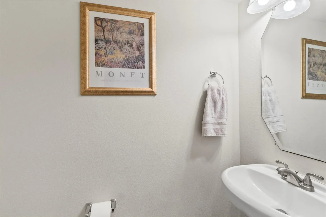 Photo of 427 Pinewood Ridge Drive