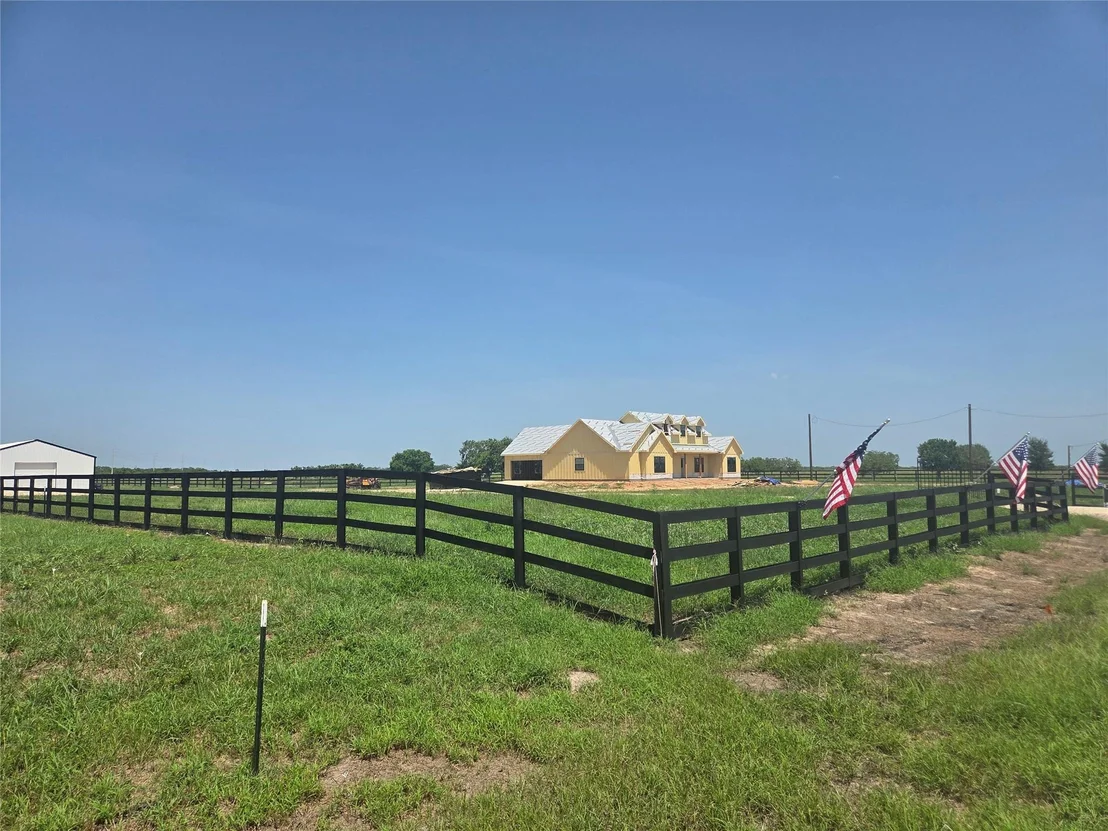 Photo of 2626 Hamlink Road