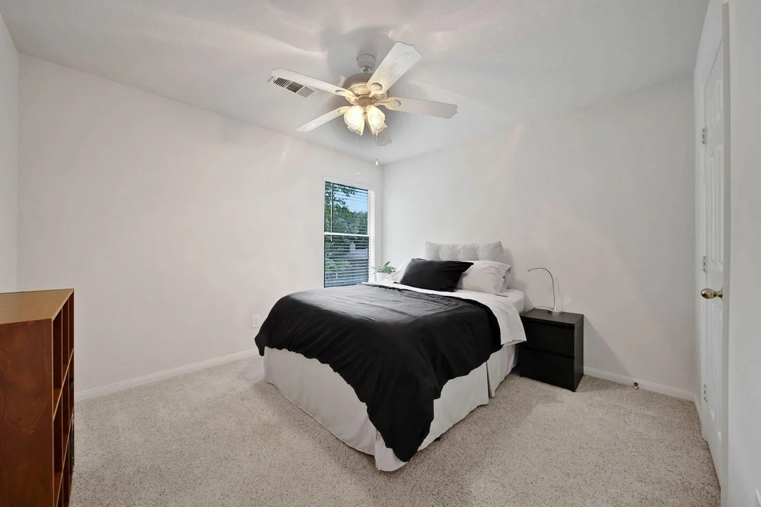 Photo of 18 Orchid Grove Place