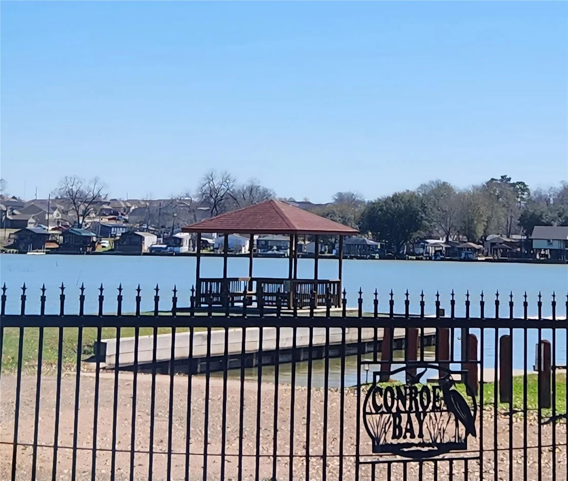 Photo of 15025 Conroe Bay Boulevard