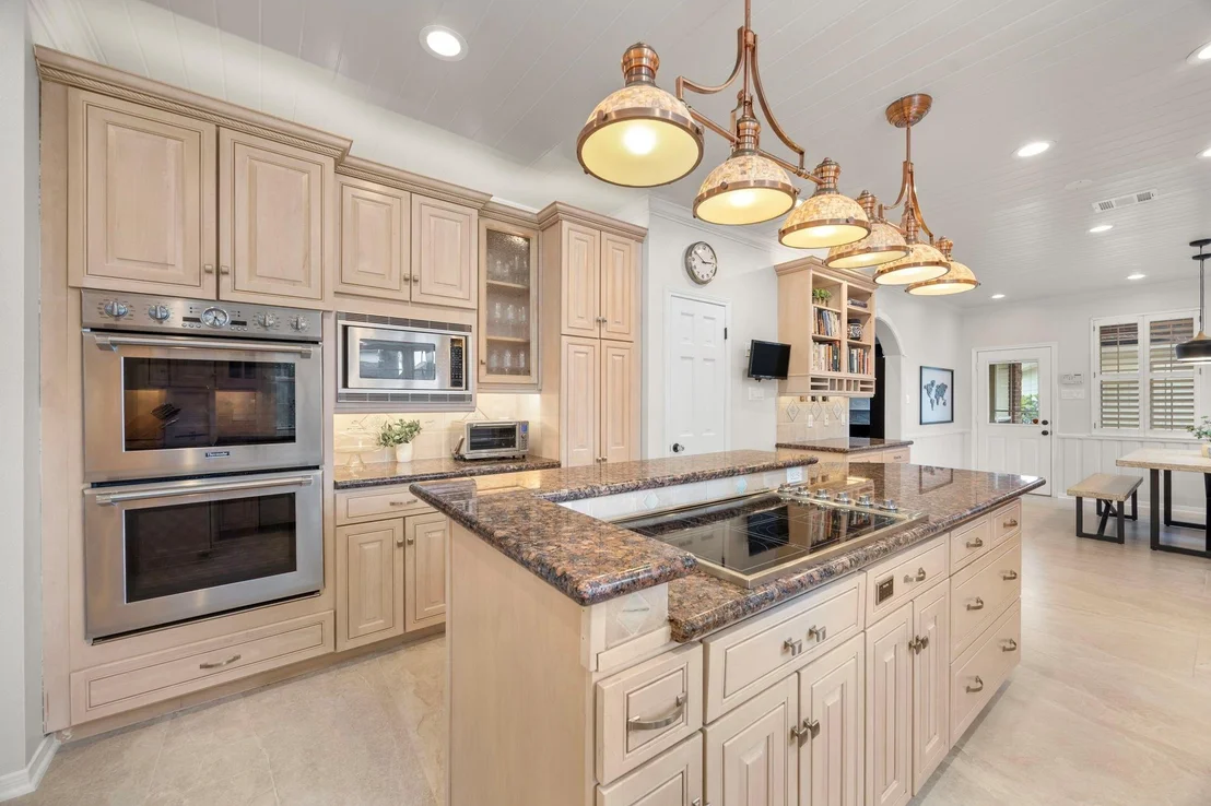 Photo of 4447 Balboa Drive