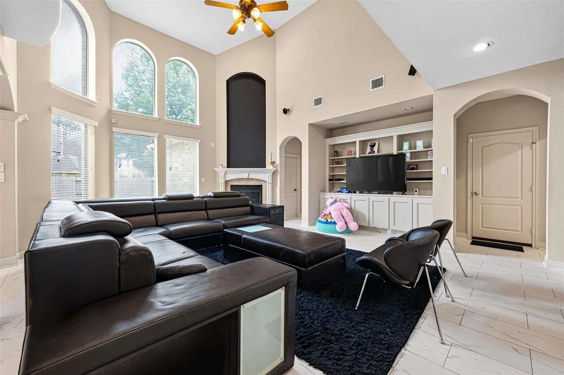 Photo of 2206 Montclair Oaks Lane