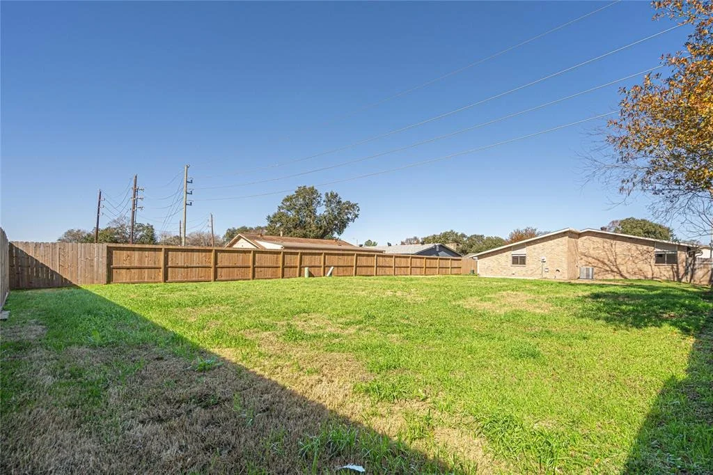 Photo of 16611 Great Glen Drive