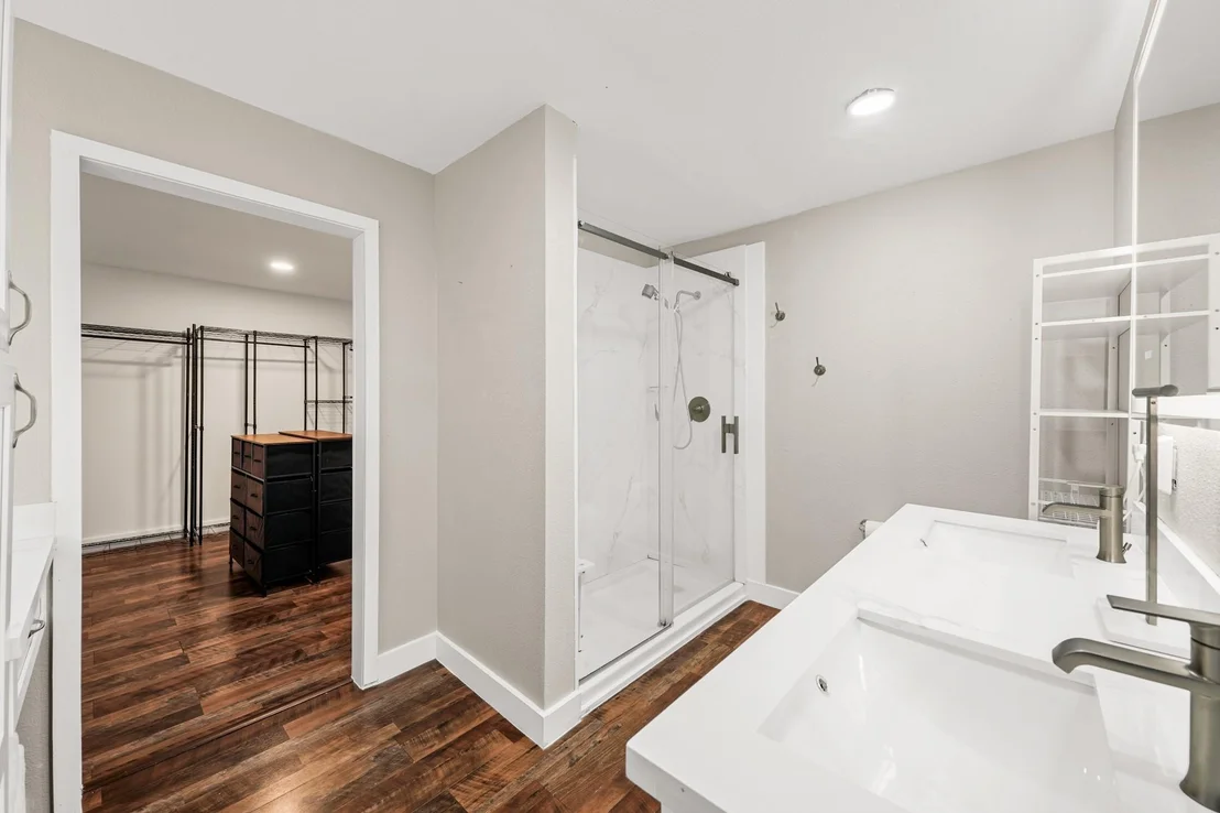 Photo of 3302 North Avenue
