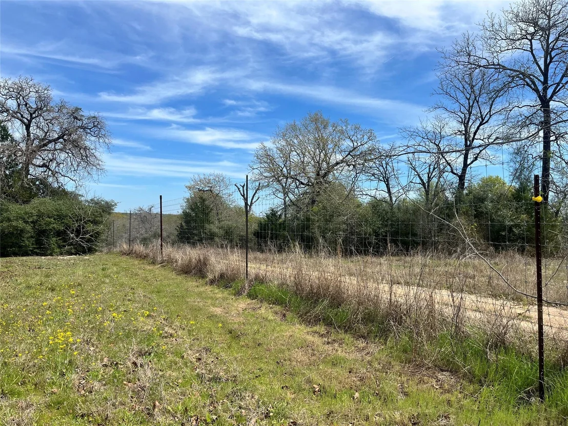 Photo of 5610 Private Road 4015