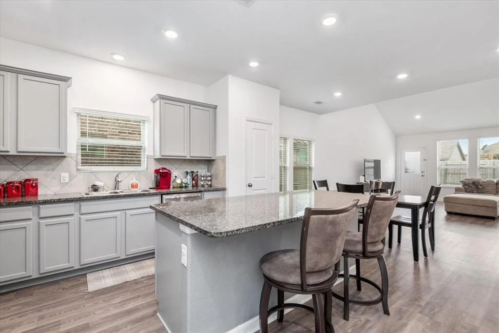 Photo of 4819 Chestnut Valley Lane