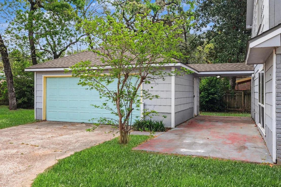 Photo of 107 Carriage Lane