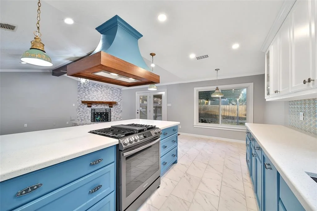 Photo of 13202 Isbell Drive