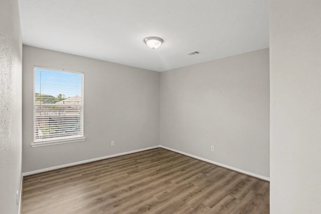Photo of 914 Brady Bend Drive