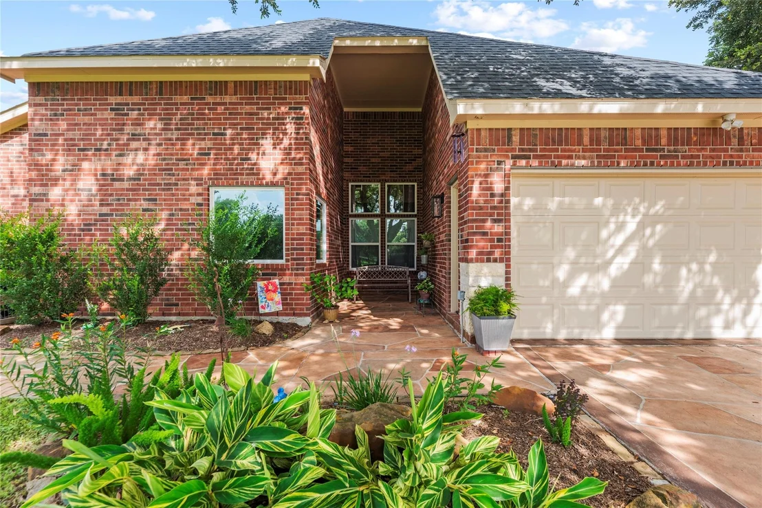Photo of 32707 Westminster Drive