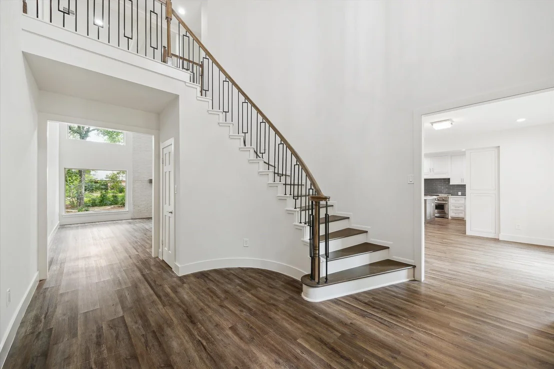 Photo of 2819 W Wildwind Circle