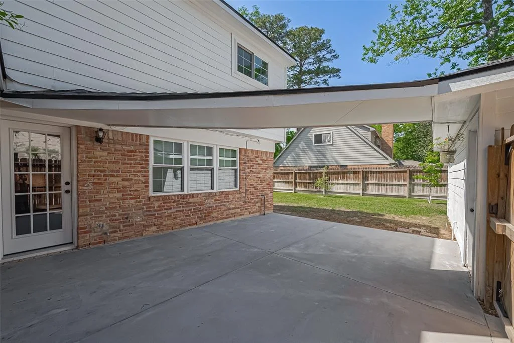 Photo of 565 Landfall Lane