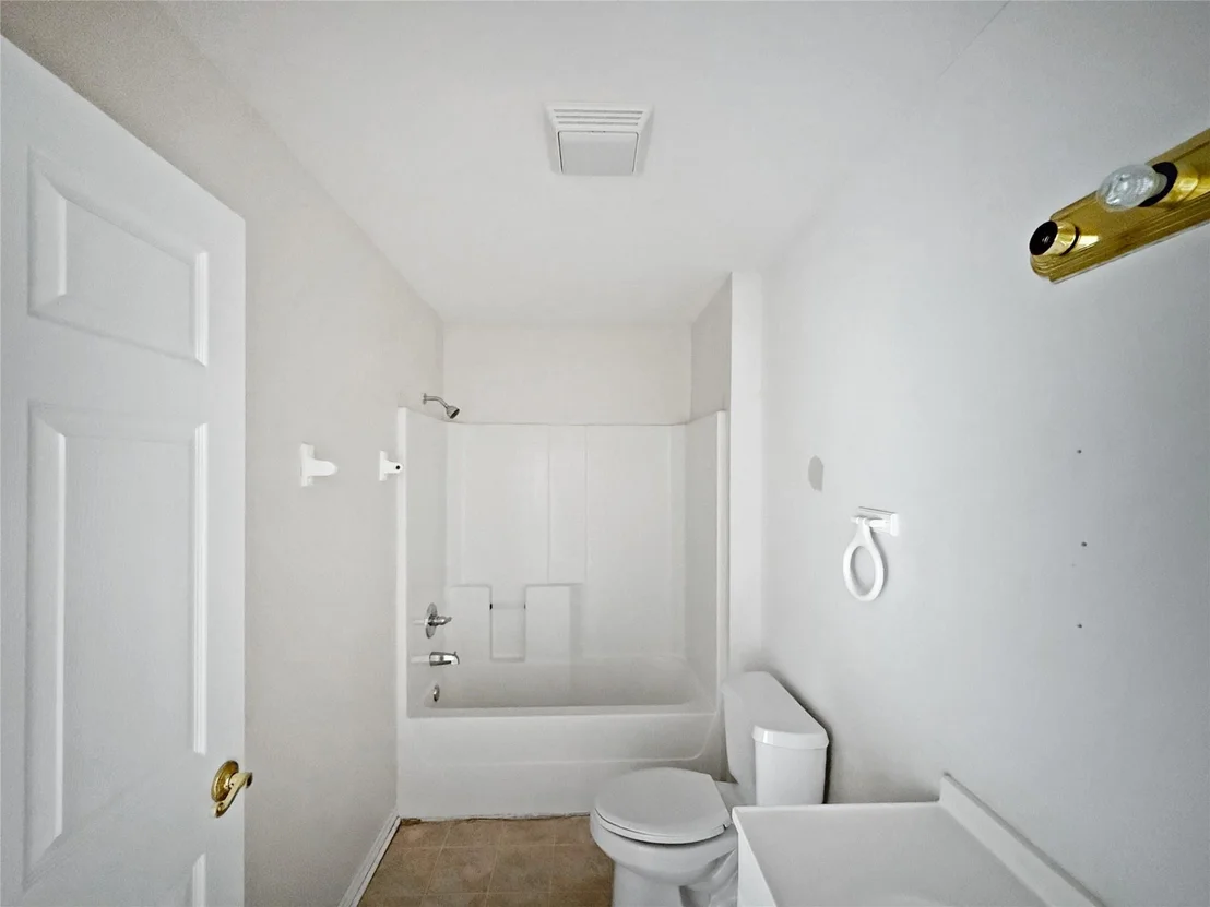 Photo of 327 Reuben Street