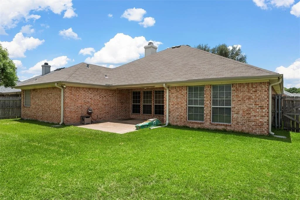 Photo of 2716 Cherokee Lane