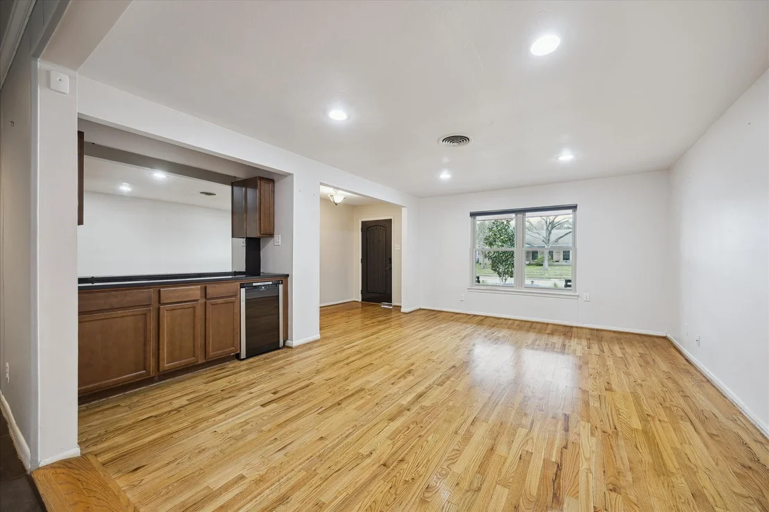 Photo of 11519 Endicott Lane