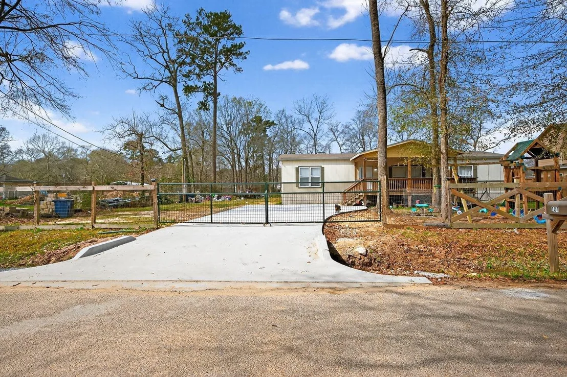 Photo of 101 County Road 3189b