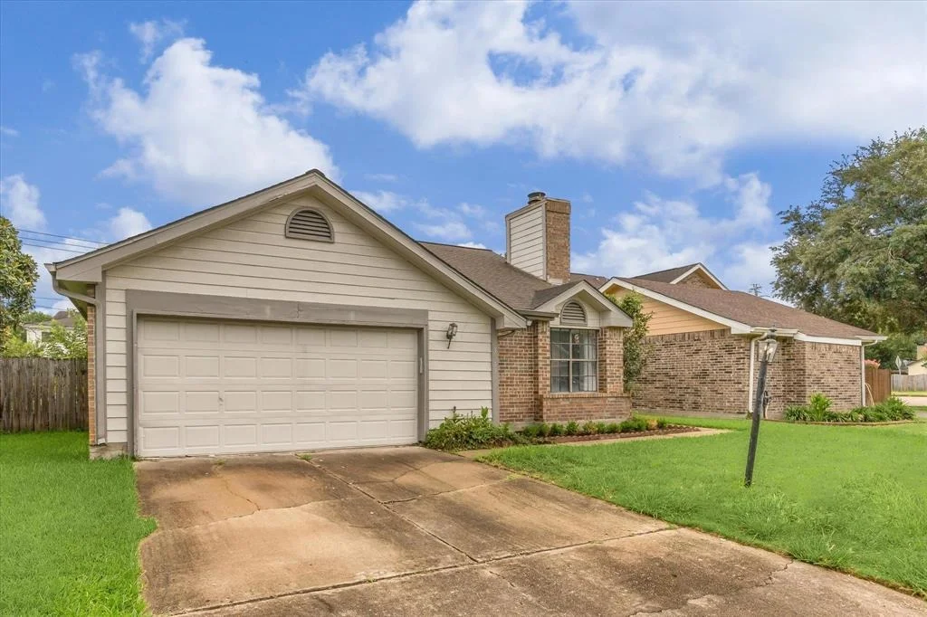 Photo of 3139 Meadway Drive