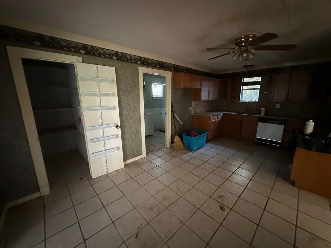 Photo of 377 Hostetter Road