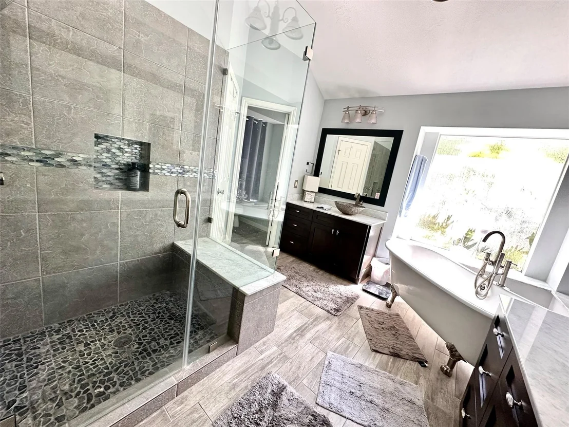 Photo of 8910 Everhart Lane