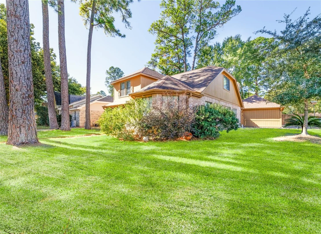 Photo of 15627 Lago Villa Drive